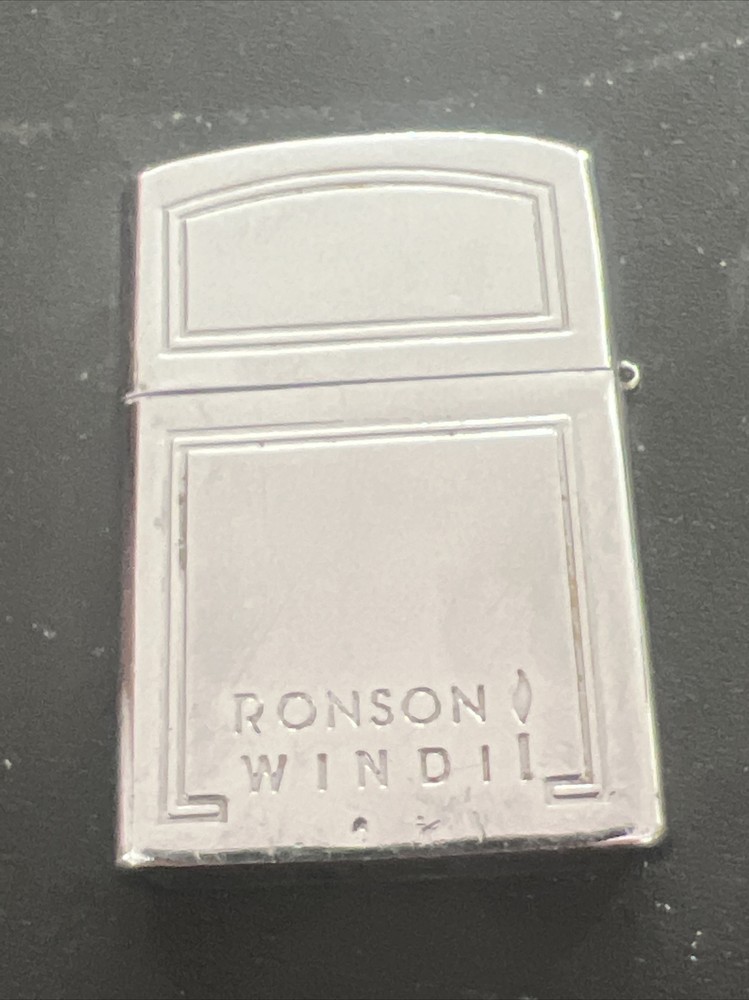 Vintage RONSON WIND II Cigarette Lighter