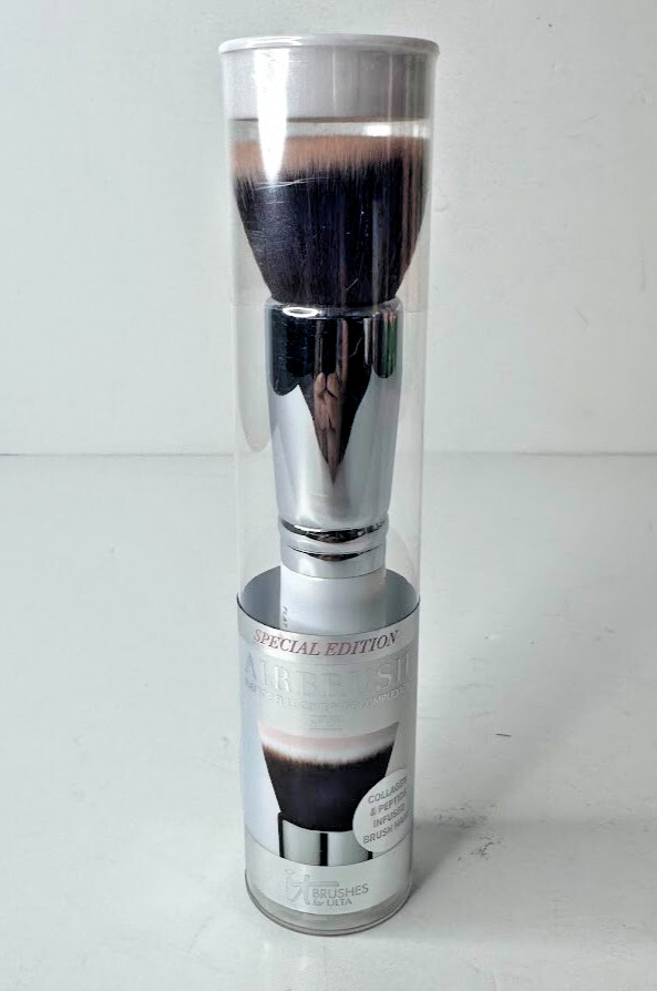 IT Brushes for Ulta Flat Top Full Coverage Complexion Brush # 136 Authentic New