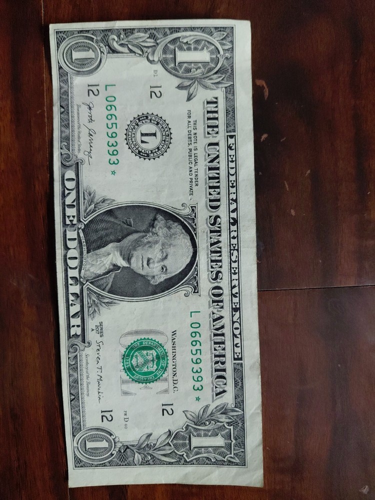2017A $1 One Dollar Bill Misaligned Off-Center Miscut Error With *