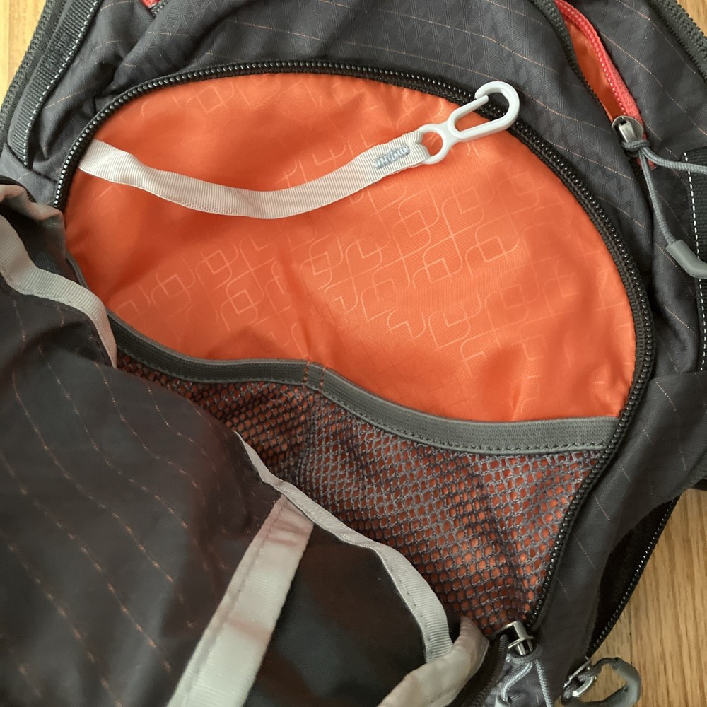 Gregory Amasa 10 H2O Hydration Pack Used