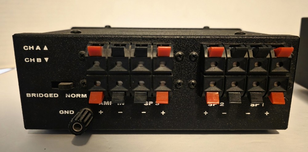 ADCOM Model GFS-1 Speaker Selector Switch w/ Built-In Protection