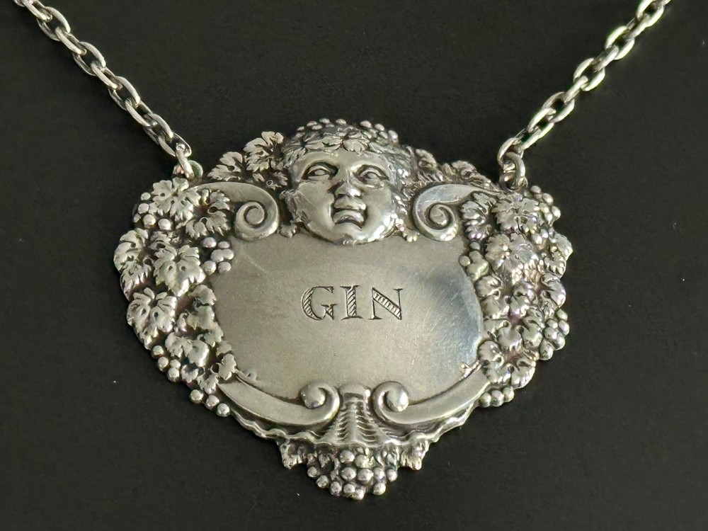 Solid Silver Bacchus Cherub Gin Decanter Label Wine Label Turner & Simpson 1971