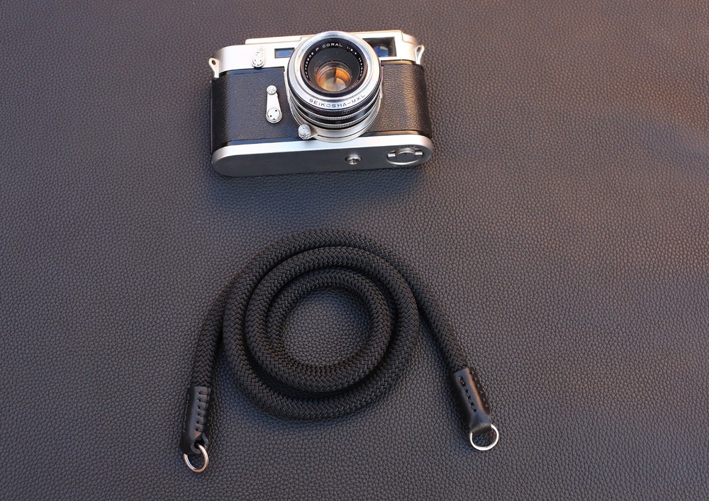 Black Climbing Rope Camera Strap – Minimal & Durable