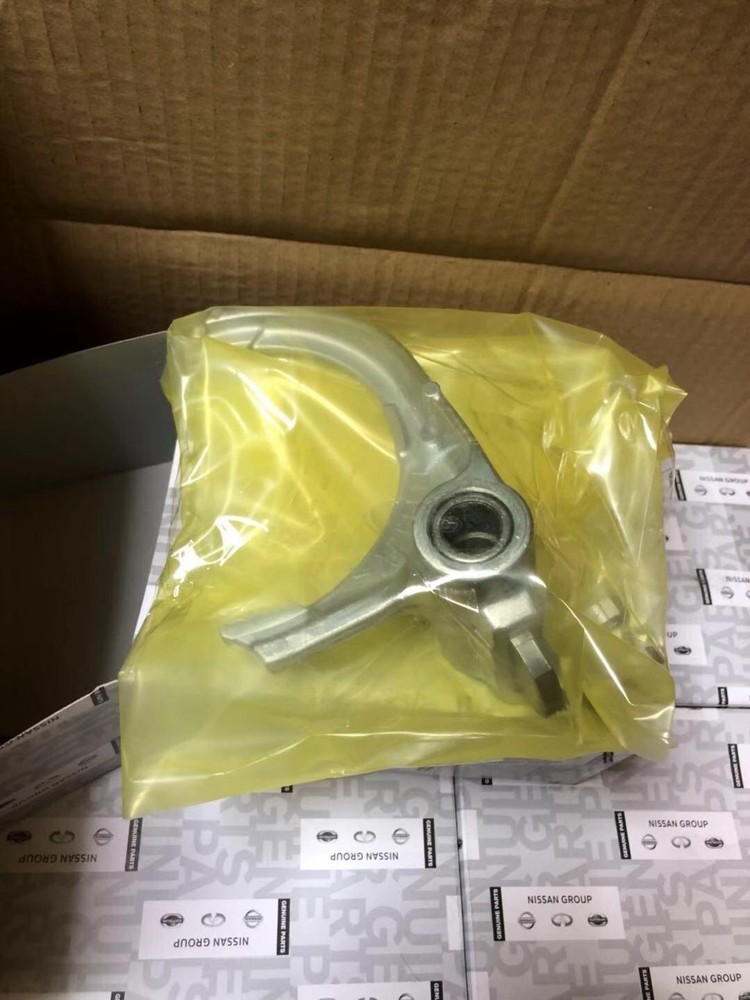 NISSAN GTR-R35 トランスミッション SHIFT FORK(1st & Reverse)