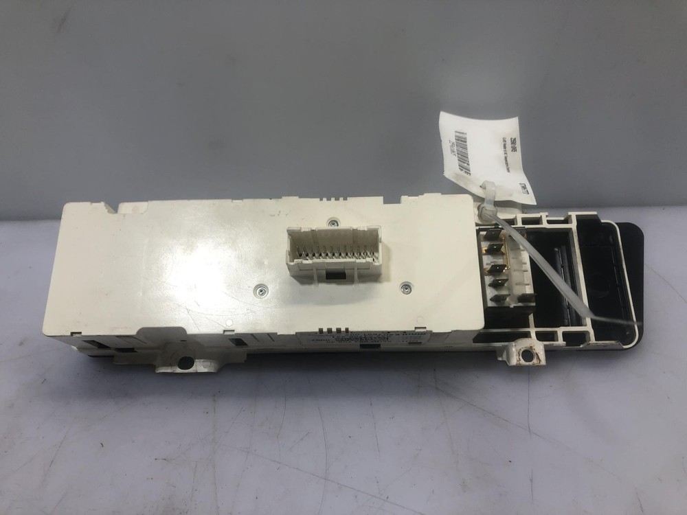 2007 Freightliner C120 CENTURY Heater & AC Temp Control: 3 Knobs, 3 Buttons