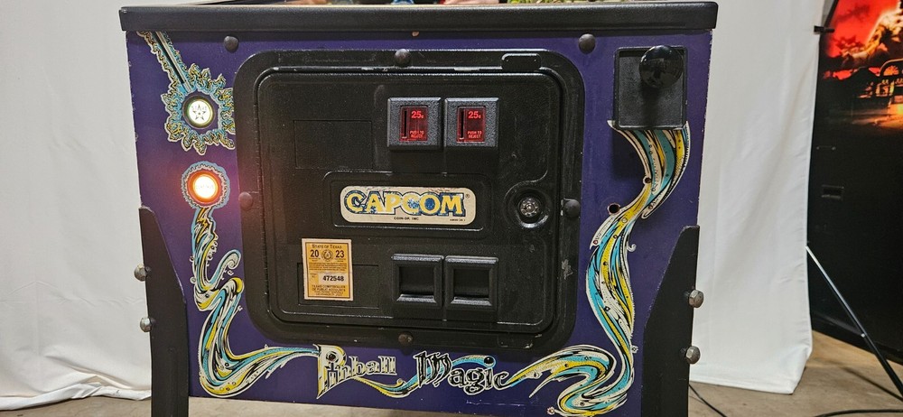 PINBALL MAGIC Pinball Machine - Capcom 1995 - 2110