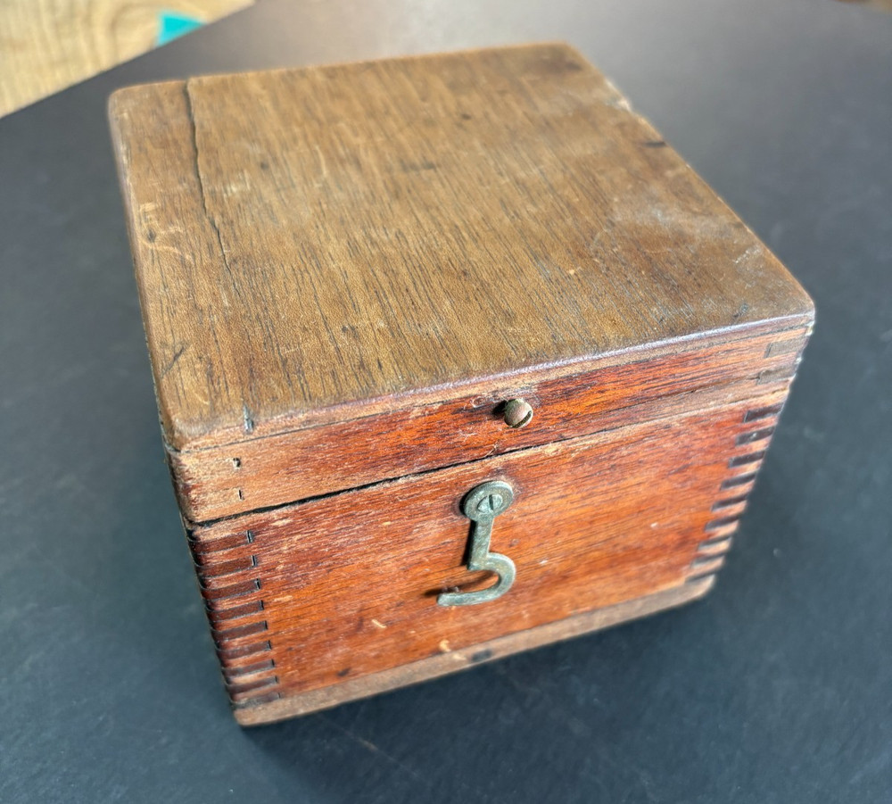 Antique Boxed Dirigo Nautical Maritime Ship Compass