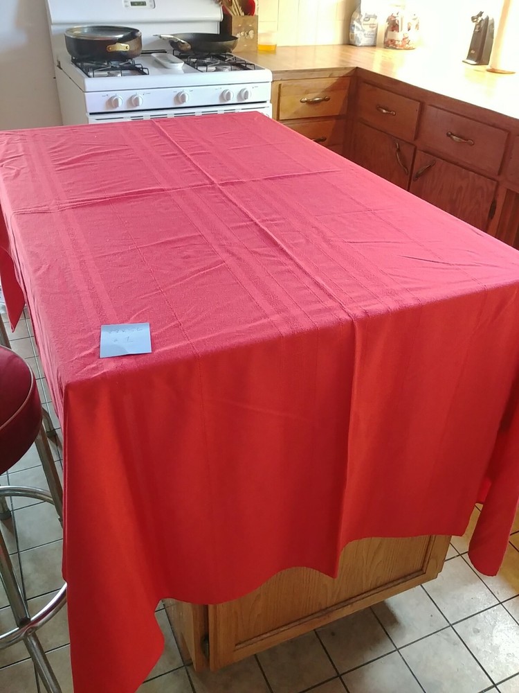 Christmas Red Rectangular Tablecloths, 2 Sizes Available-88x56 & 80x58,