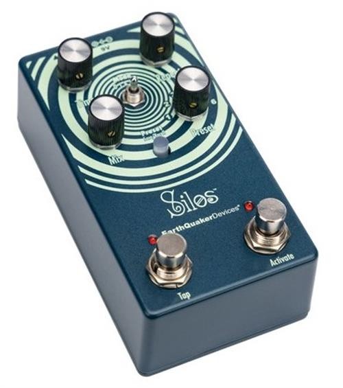 EarthQuaker Devices Silos Multi-Generational Time Reflection Device