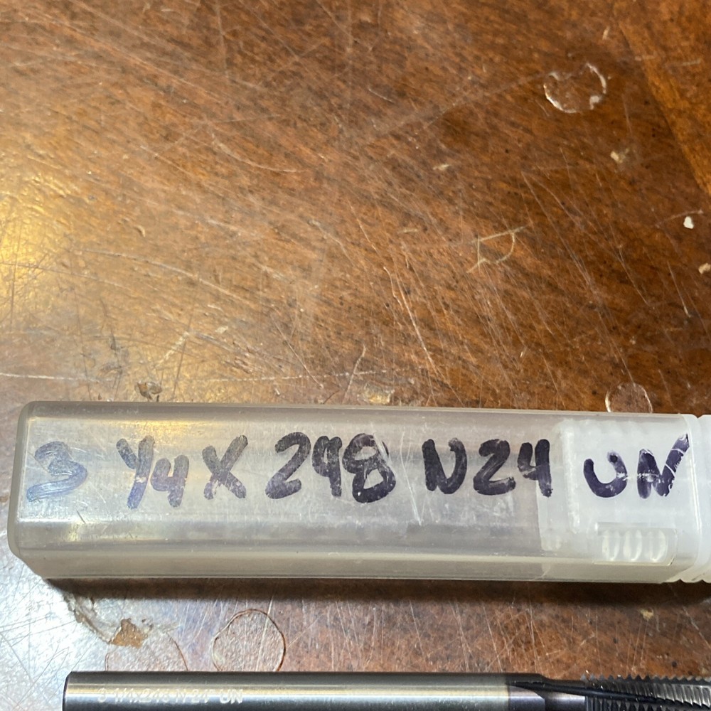 Solid Carbide Thread Mill 3-1/4x248 N 24” UN (D6)