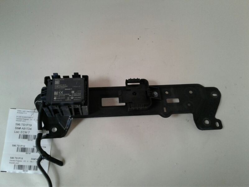 TESLA 3 2019 Camera/Projector 117421