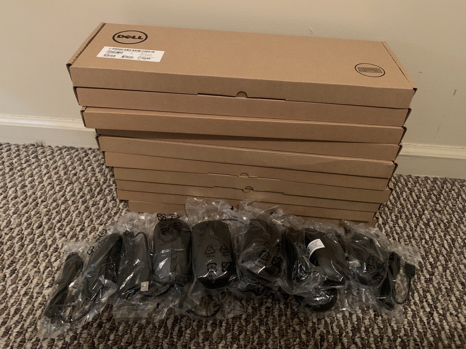 Lot of 10 New Dell Keyboard KB216 USB 104- Key Keyboard & 10 Dell MS116USB Mouse