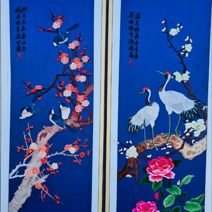 Embroidery Fan Screen - Handcrafted Artistic Work