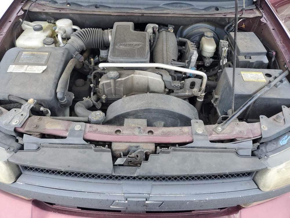 TRAILBLAZ 2006 Glove Box 4782066