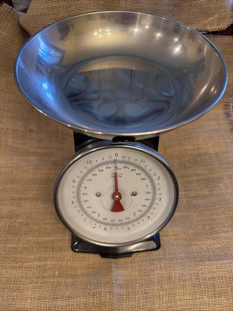 Mechanical Kitchen Scale Black With Silver Bowl