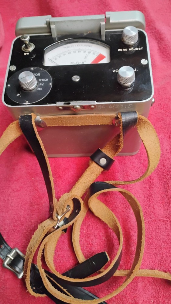 MSA Combustible Gas Indicator Model 30 Great Condition