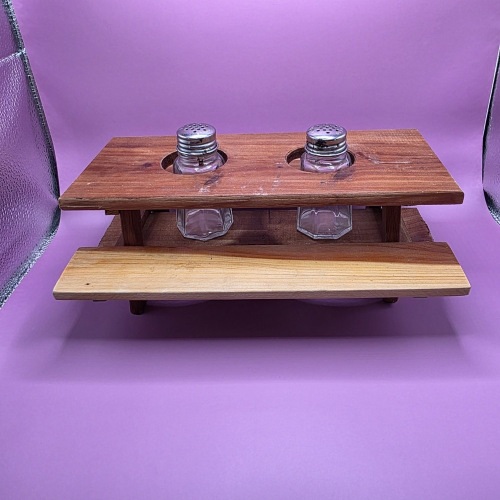 Cedar Salt & Pepper Shaker Picnic Table Holder.
