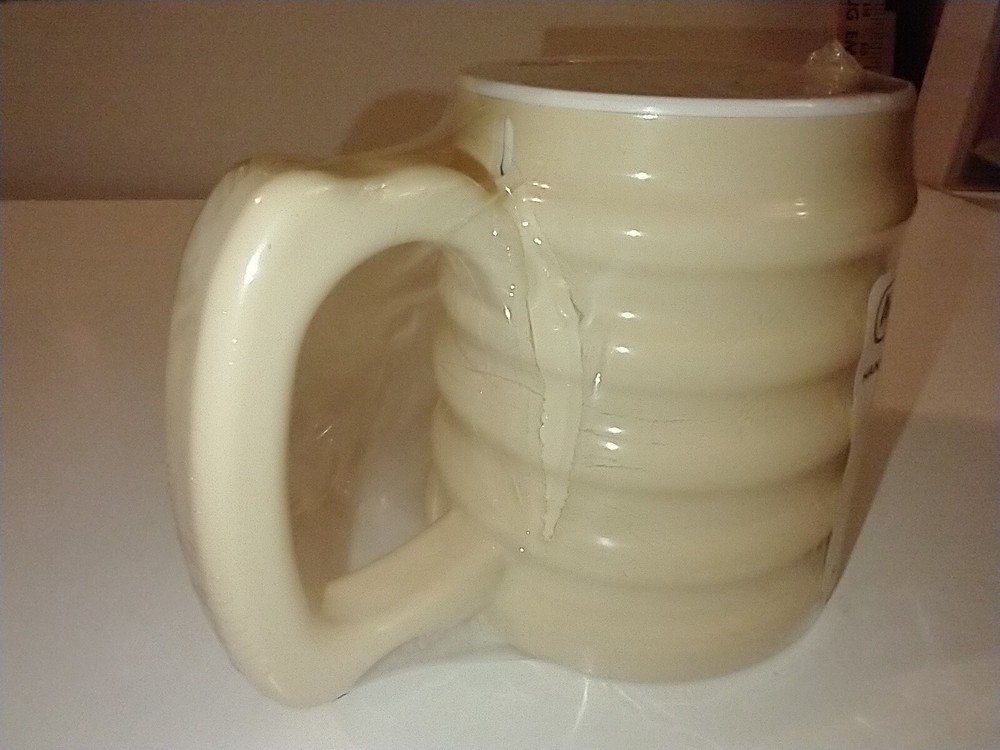 maddak ableware hand to hand mug Brand New