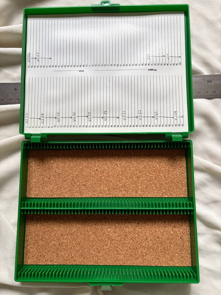 100-Place Microscope Slide Storage Box HEATHROW Cork-Lined - Green