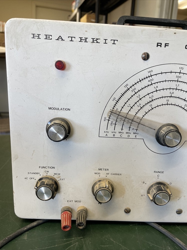 Heathkit IG-5242 RF Signal Generator Untested