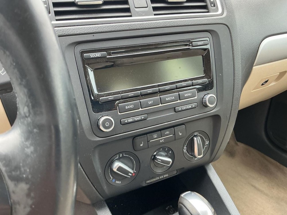 JETTA 2014 Glove Box 5013501