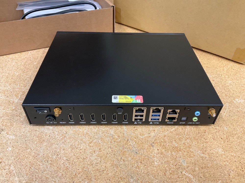 Nexcom NDiS B862 Digital Signage Player