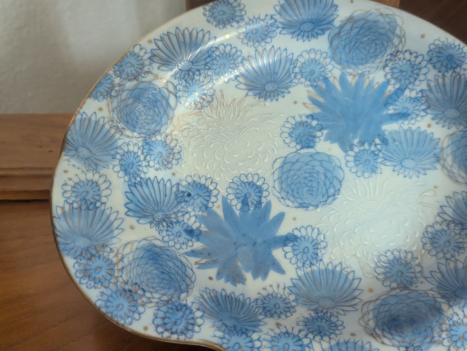 Vtg Kutani Gold Chrysanthemum Flower Japan Blue Trinket Dish Ashtray MCM Art