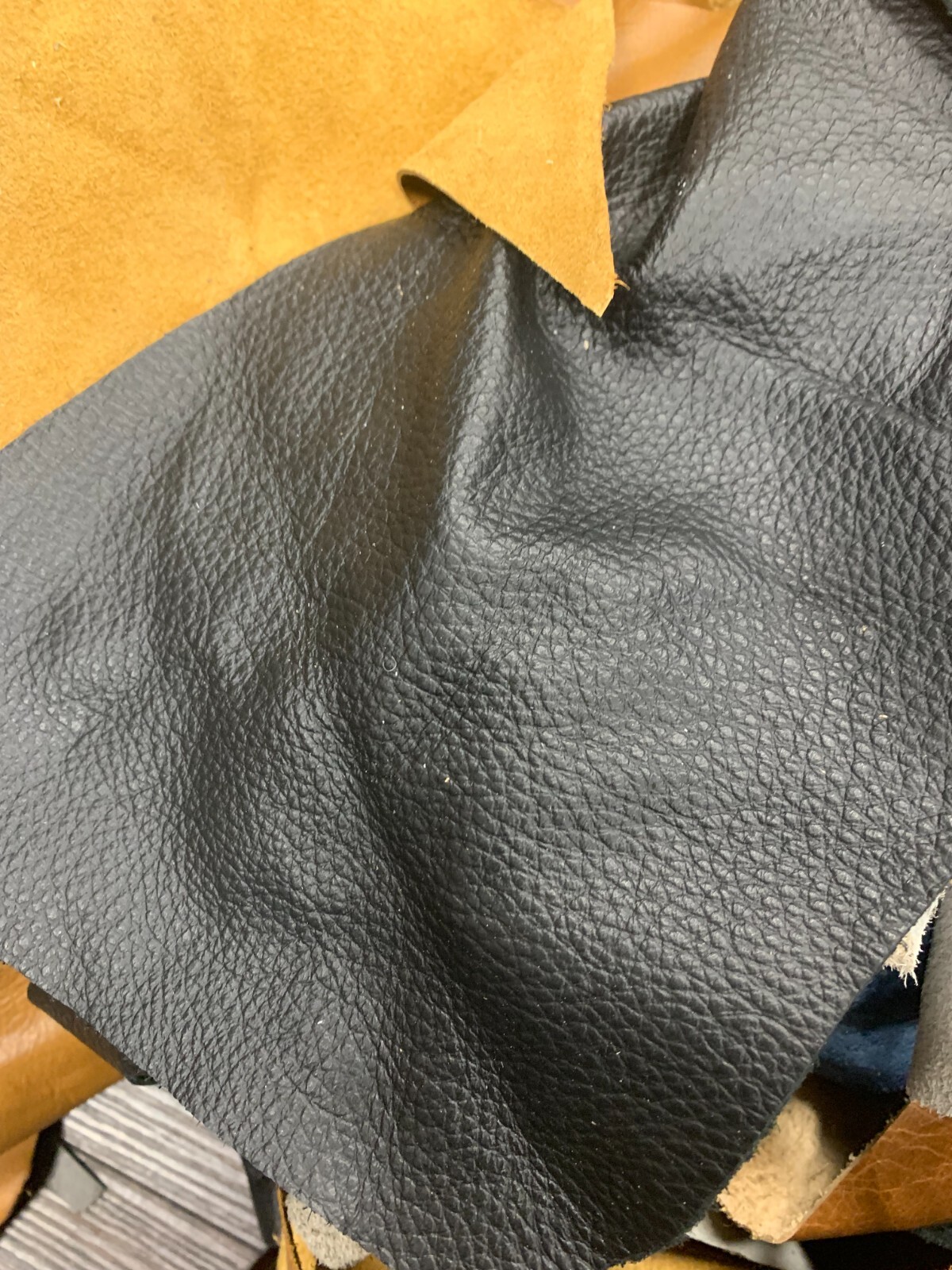 3 lb Box Mixed Colors Cowhide Remnants Scrap Leather Pieces Free Shipping