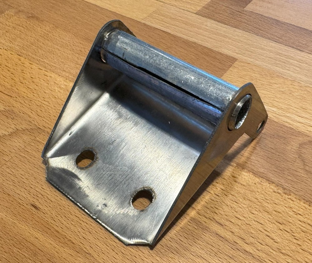 Clopay garage door hinge #02