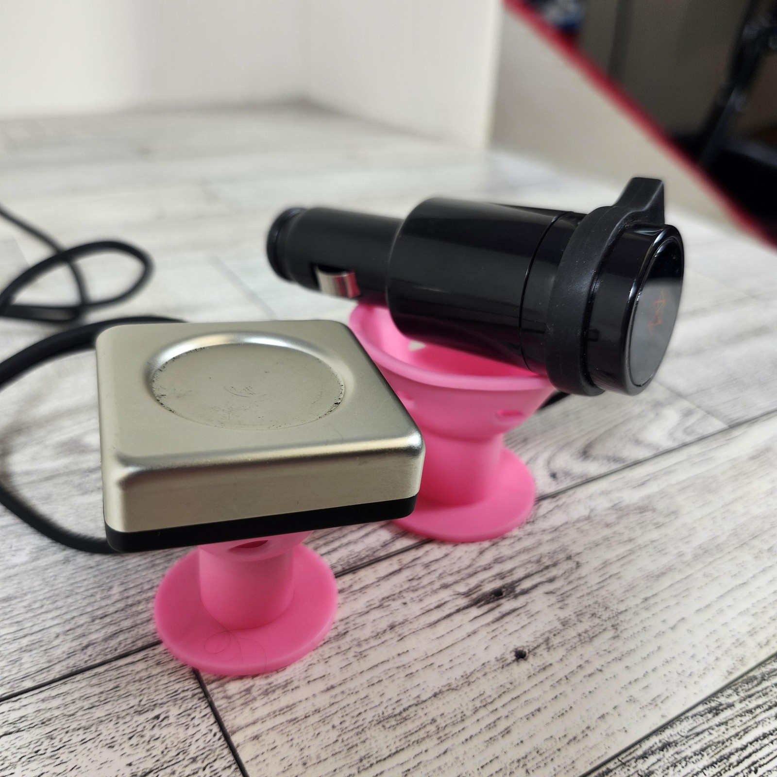 Microsoft Zune Car Pack FM Transmitter Charger Dock Black 30-Pin AUX Adapter