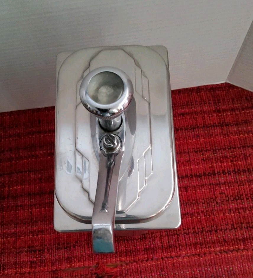 1950'S Drugstore Ice Cream Shop Soda Fountain Syrup. 3 Complete, 2 Bases