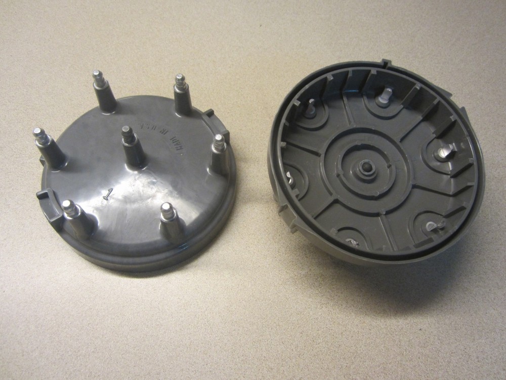 Standard Tru-Tech (2) FD162T Distributor Caps