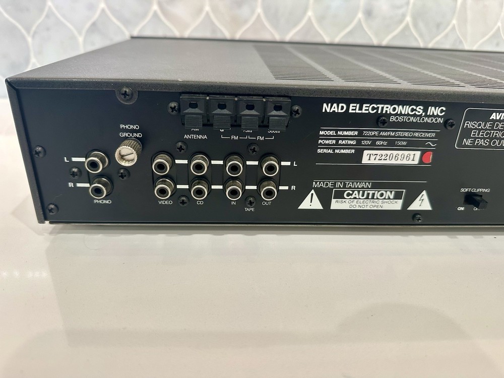 NAD 7220PE Stereo Receiver