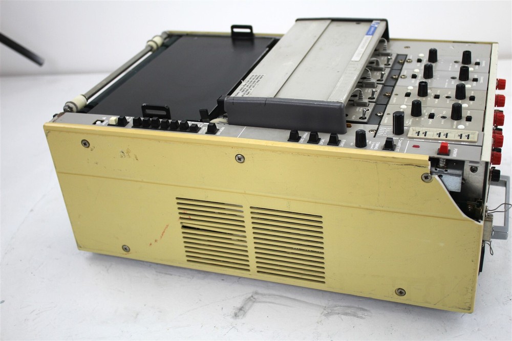 Graphtec America Linearcorder Model WR3310