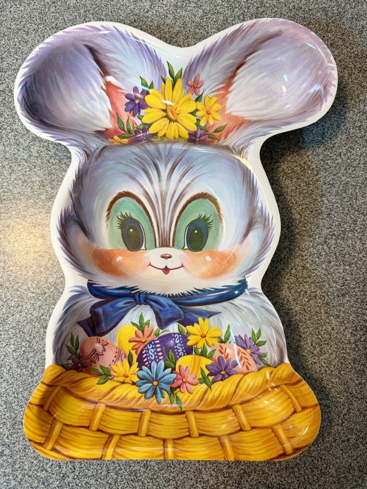 Vintage 1990’s Divided Easter Bunny Plastic Serving Dish