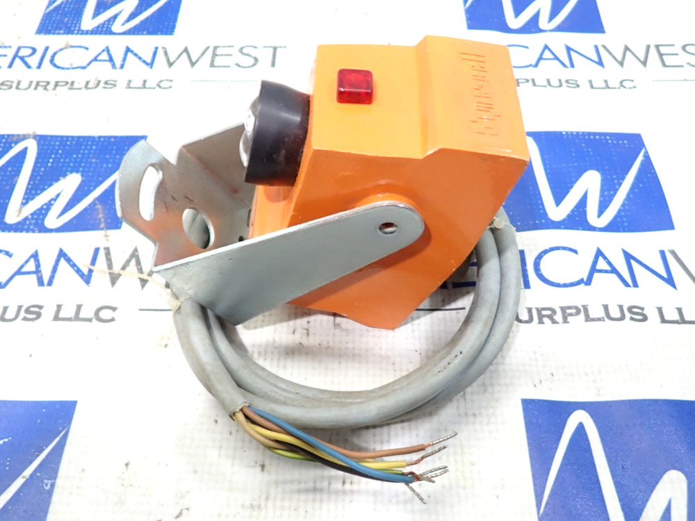 Industrial Solid State Controls ISSC Syna-Cell RR1.C 120 Volt Sensor Switch