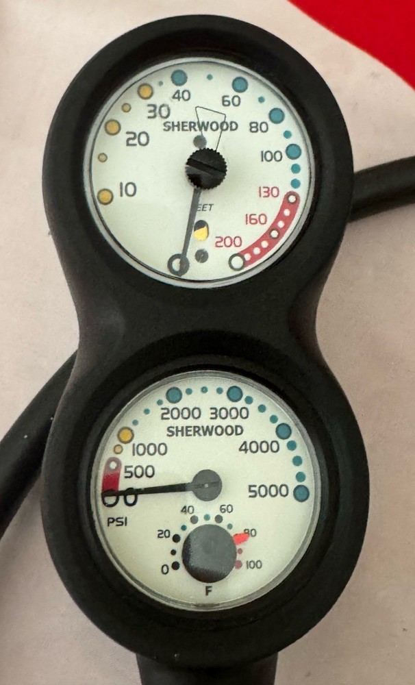 SHERWOOD SCUBA 2 GAGUE CONSOLE WITH OPTION FOR COMPASS