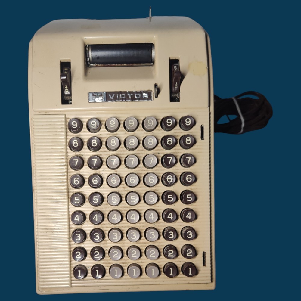 RARE 1930 Vintage VICTOR Comptometer Corp. 9 Column Adding Machine Model 6-82-54