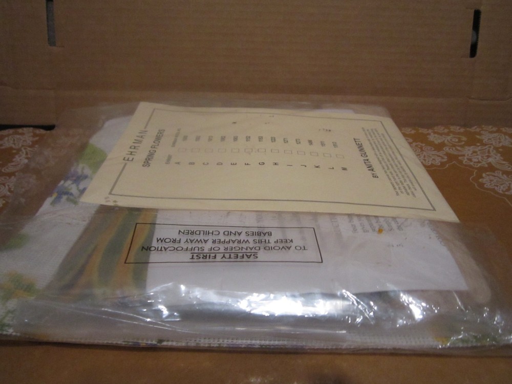 Ehrman Needlepoint Tapestry Kit Spring Flowers New Open Package HTF Rare Pattern