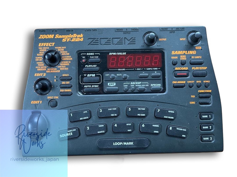 ZOOM SampleTrak ST-224 Sampler