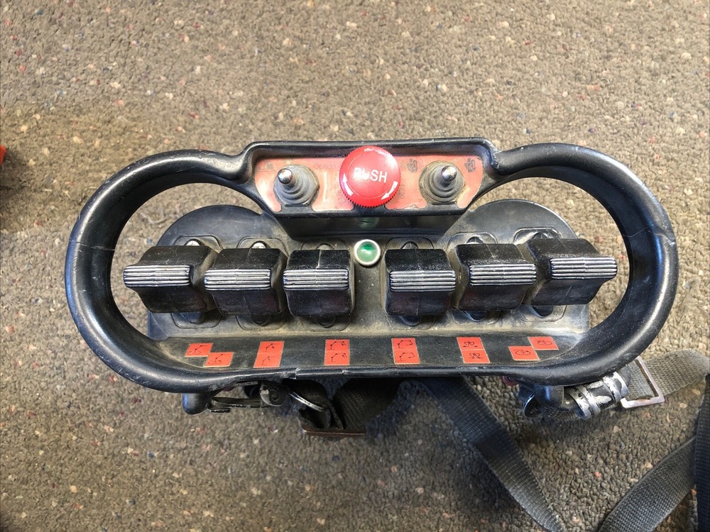 Hetronics Crane Remote Control, CS458