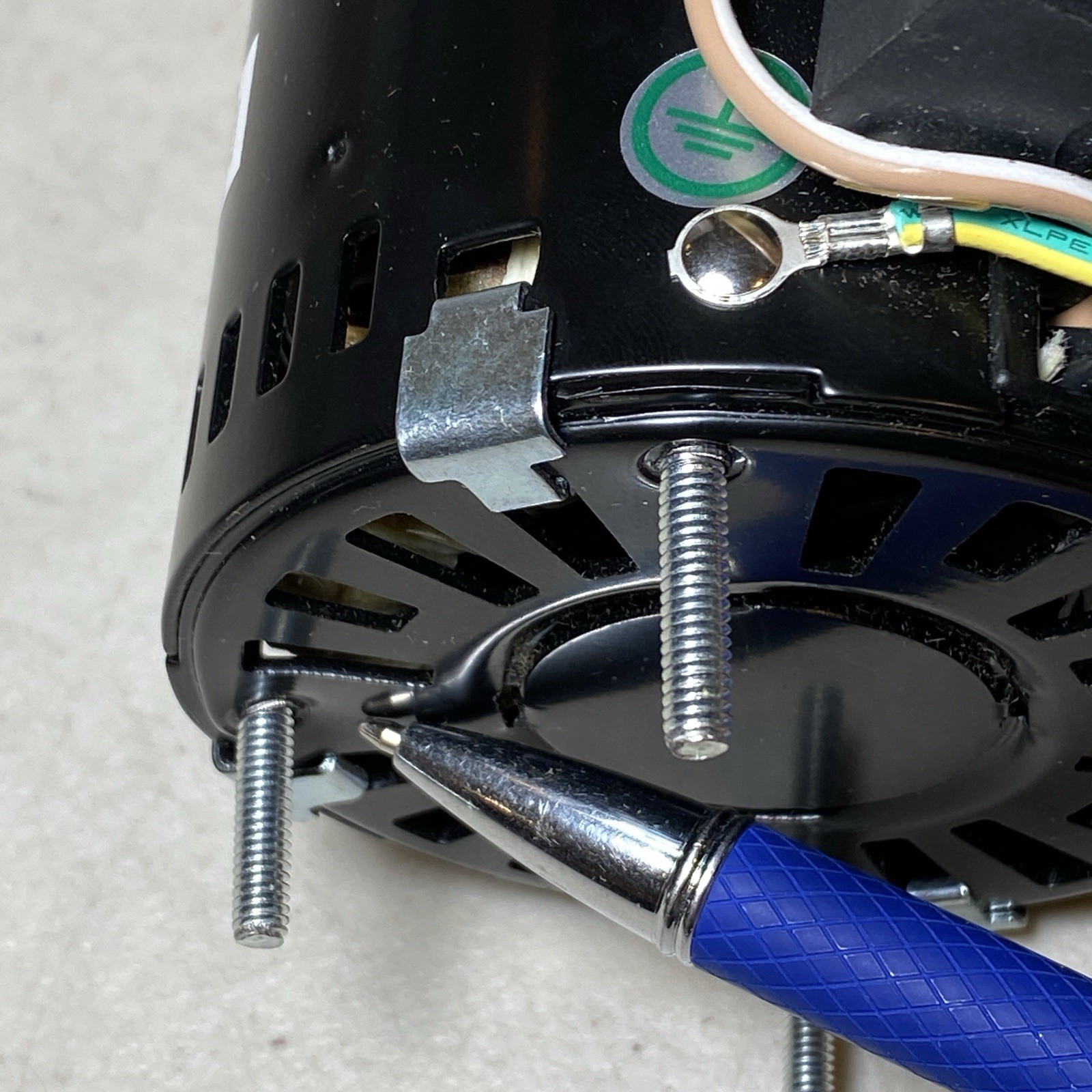 Broan Nutone 1106508 L250 Ventilator Motor, DAMAGED SEE DESCRIPTION, New, Tested