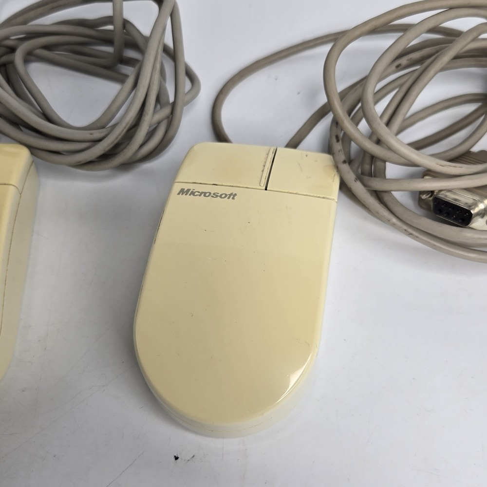 VINTAGE MICROSOFT MOUSE Lot SERIAL PS/2 COMPATIBLE C3K5K5COMB 2-BUTTON UNTESTED