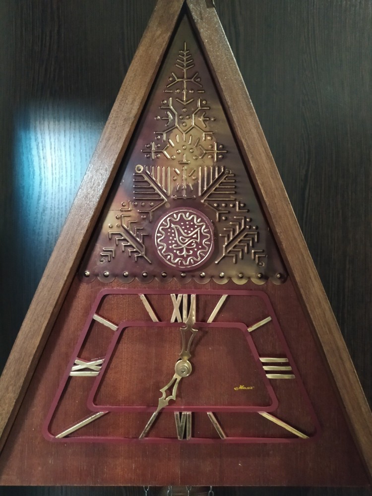 Soviet Vintage Cuckoo clock, USSR clock, Working video .