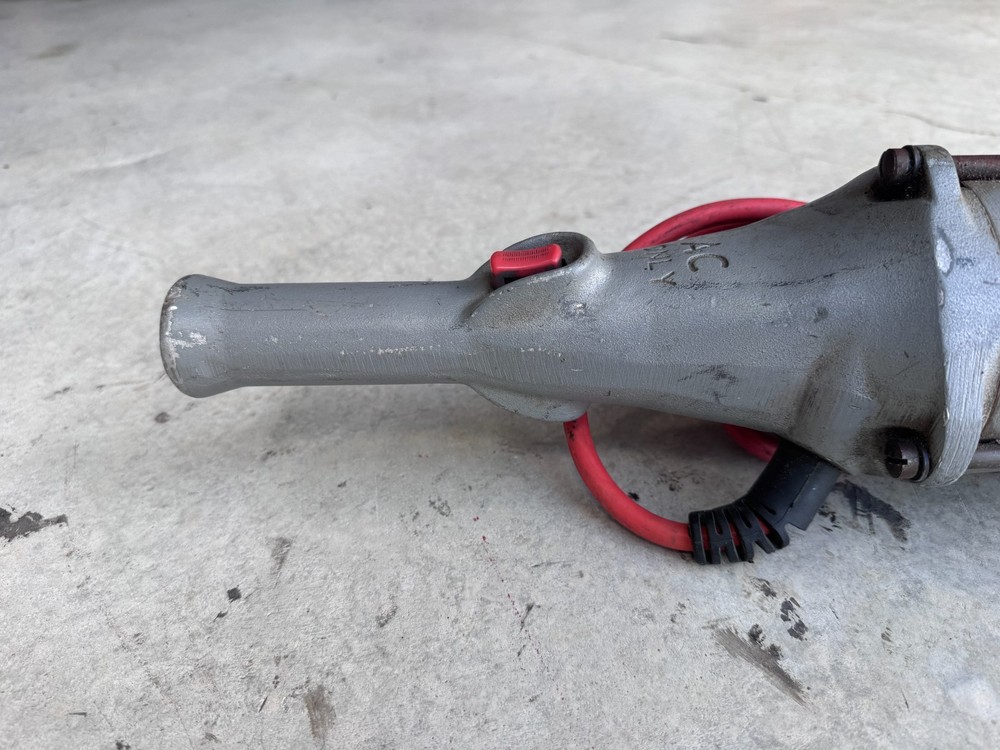 Ridgid 700-T2 Power Drive Pipe Threader Electric Handheld Threading Machine