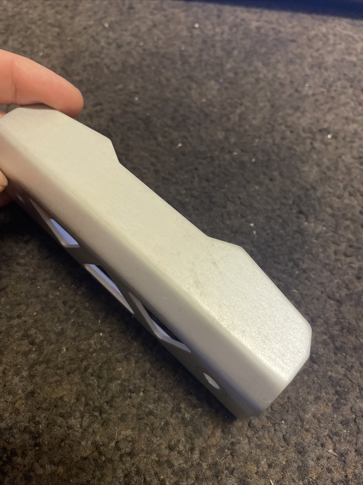 Suzuki SV650 Radiator End Cap