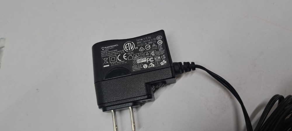 Plantronics Charging Cradle C054 for Wireless Headset + AC Adapter, cable