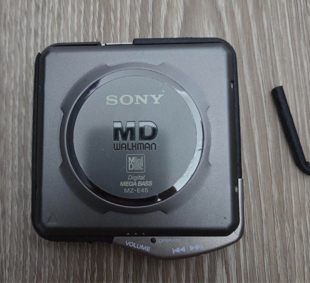 Sony MZ-E45 MD Walkman Portable Player - Tested Working - Please READ