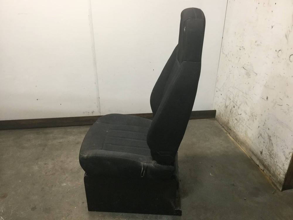 Peterbilt 579 Right/Passenger Seat - Used