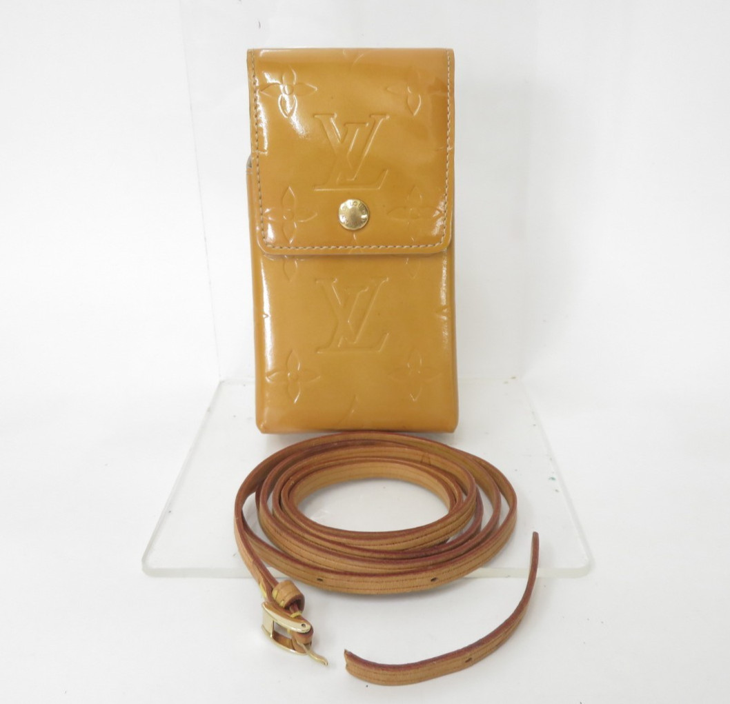 LOUIS VUITTON  Cigarette Case Monogram Vernis shoulder bag F#50588